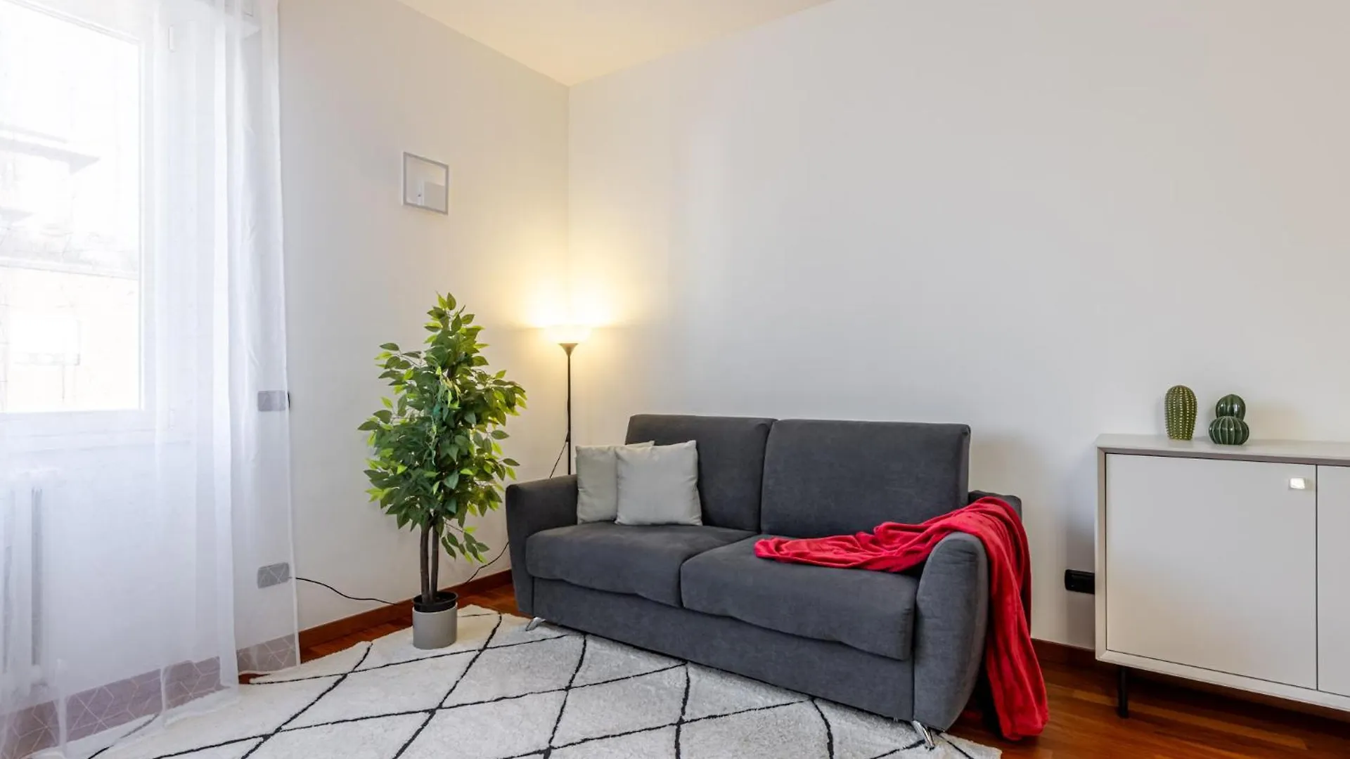 Niguarda Stylish Flat Near M5 Apartment Milan